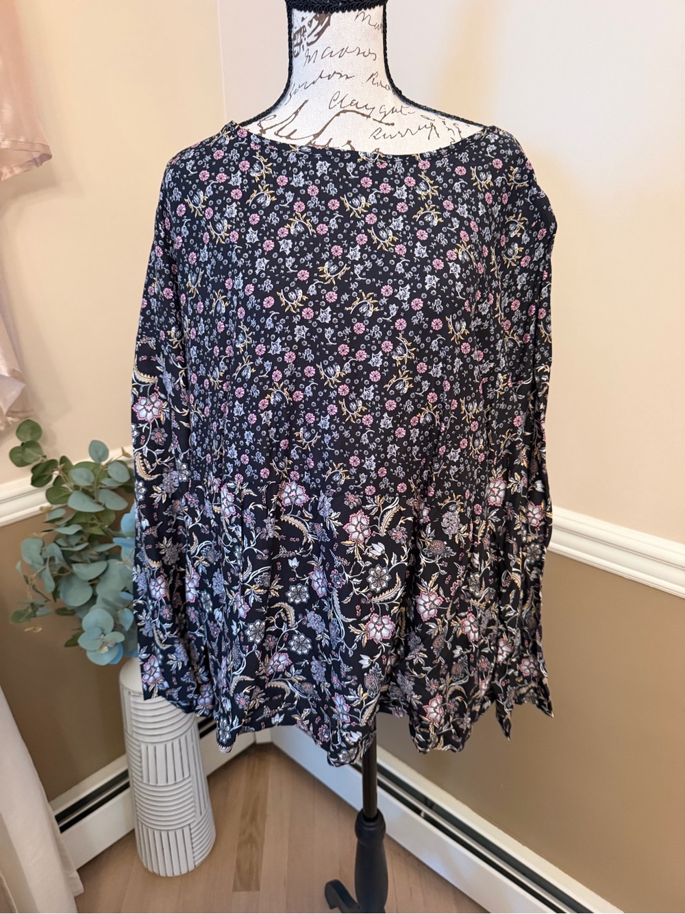 Lascana XL Navy Floral Peasant Tunic Top Boho NWOT